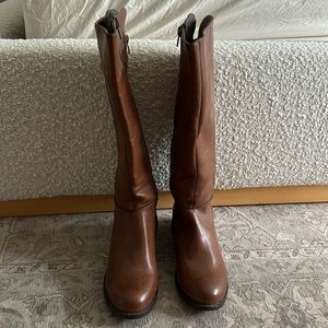 Steve Madden brown boots